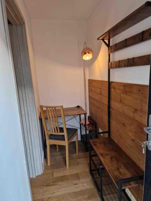 Two-Bedroom Cosy Country Lodge With Private Patio Greenhithe Buitenkant foto