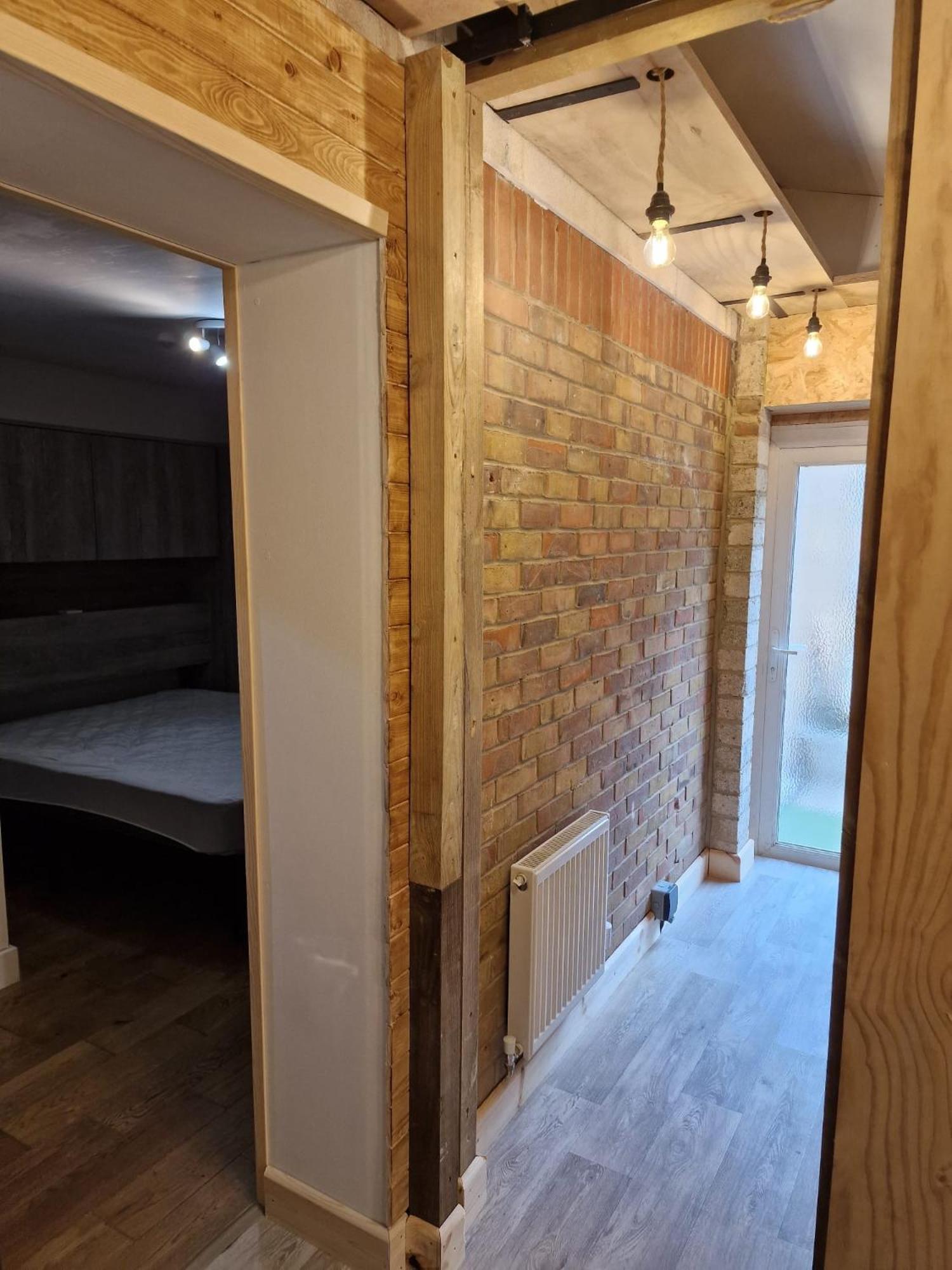 Two-Bedroom Cosy Country Lodge With Private Patio Greenhithe Buitenkant foto