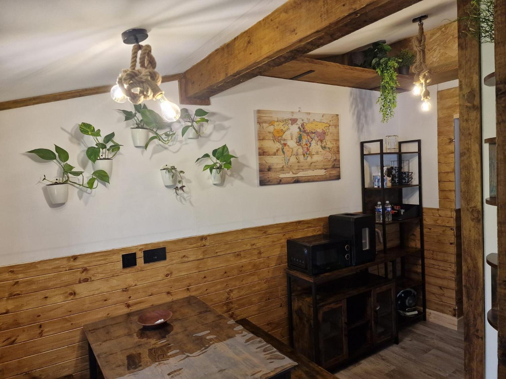 Two-Bedroom Cosy Country Lodge With Private Patio Greenhithe Buitenkant foto